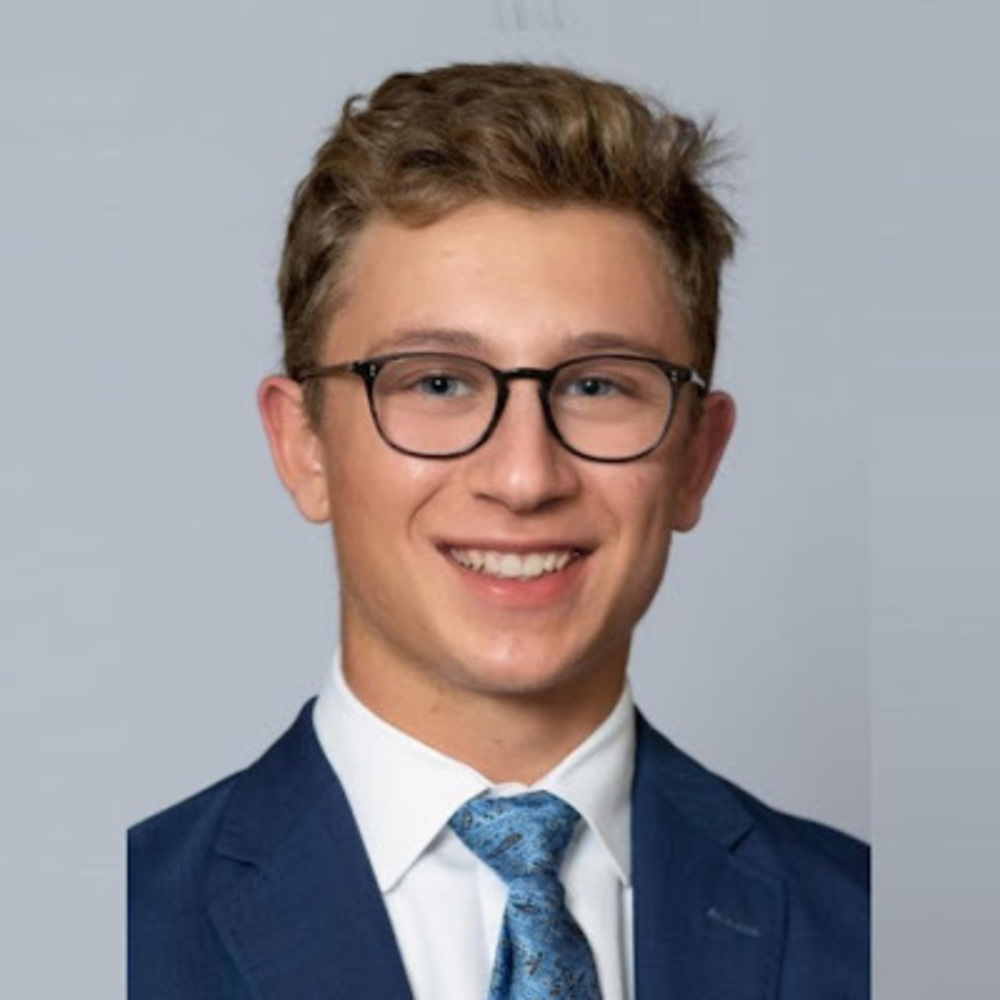 Meet your Posher, Zach